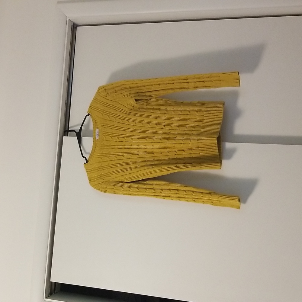 St John's Bay, size extra small, gold, sweater